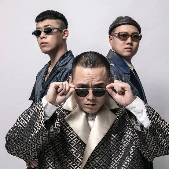 Nine One One (玖壹壹)
